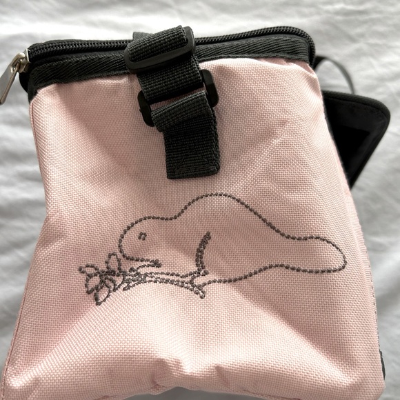 Roots 73 Pink and Gray insulated lunch Bag - Picture 7 of 10